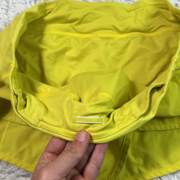 Lululemon Run: Speed Short Sizzle - Picture 2 of 6